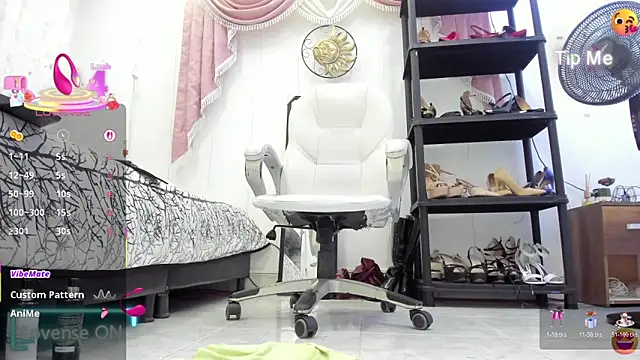 ChanelNylon's cam snapshot