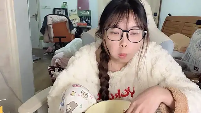 Akong11's cam snapshot