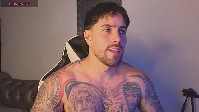 Ades_Lowe live sex cam