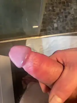 Crevette311 live sex cam