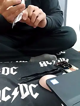 yazin19 live sex cam