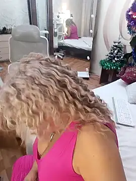 AvrilMillers's cam snapshot