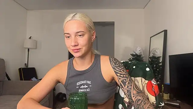 AnneBall live sex cam