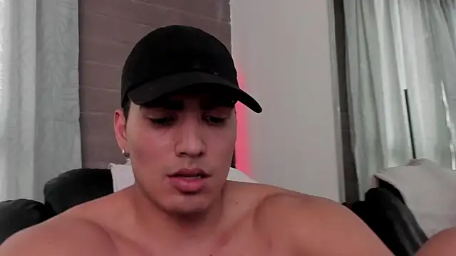 JamesGraay live sex cam