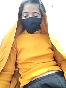 Cute-Naavya's cam snapshot