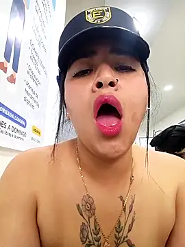 MAYE__13's cam snapshot