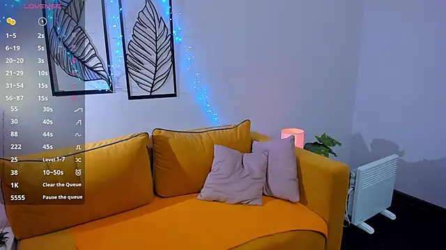 Hailey_Foxy's cam snapshot