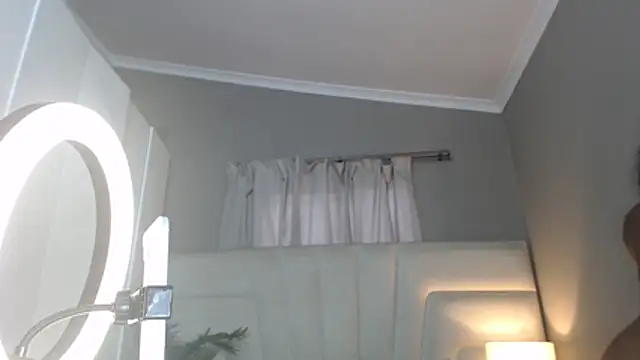 naughtyblackdolie live sex cam