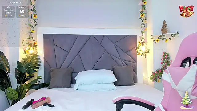 KiarhaTrixie live sex cam