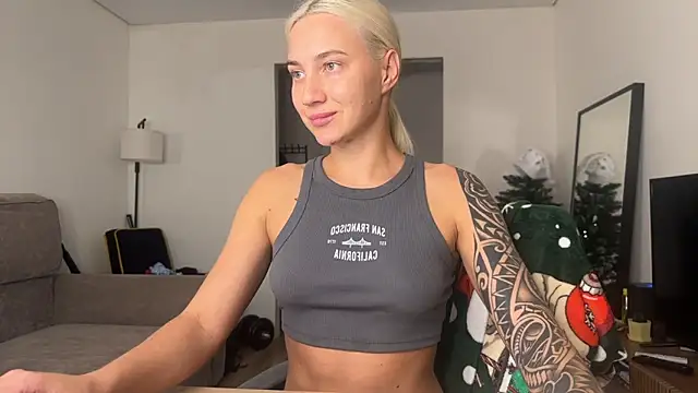 AnneBall live sex cam