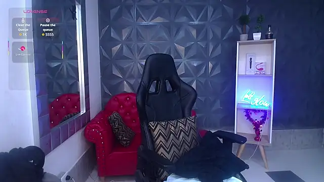 Cristal_War's cam snapshot