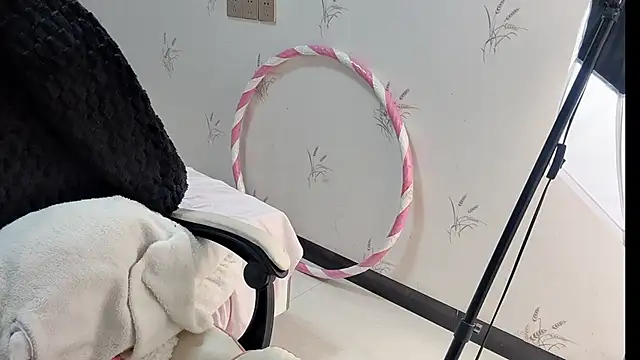 puppy-999's cam snapshot