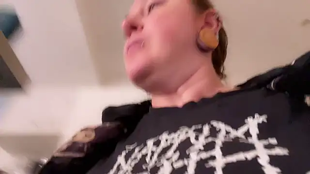 kisicaxx's cam snapshot