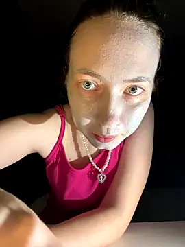 Holy_Poly's cam snapshot