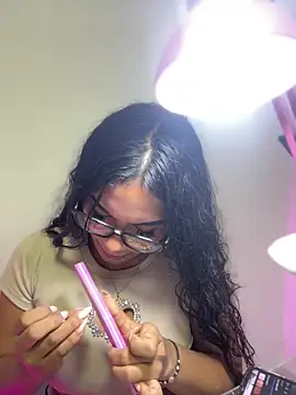 Riana_Kean live sex cam