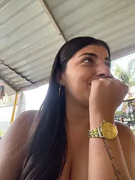 Isaa-Sweet's cam snapshot