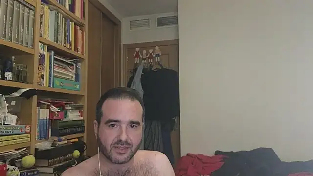 curiosillo83 live sex cam