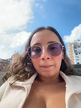 Kay_LustyWife live sex cam