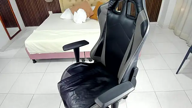 Zoe16_'s cam snapshot