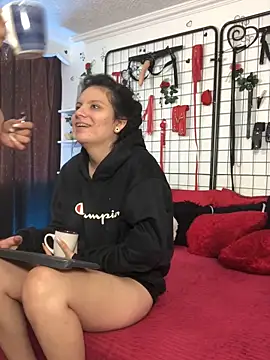 1lovelygirls live sex cam