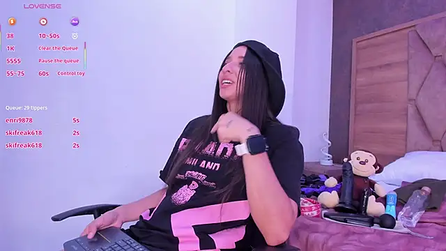 VictoriaSaenz1_'s cam snapshot