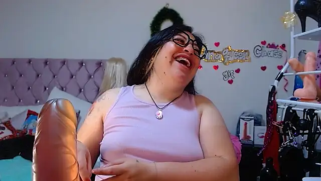 lanaqueen699's cam snapshot