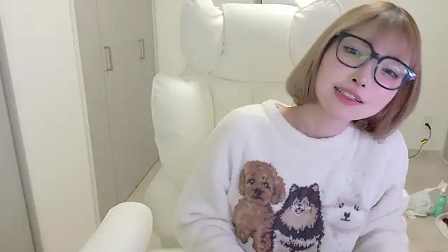 mimitan4545's cam snapshot