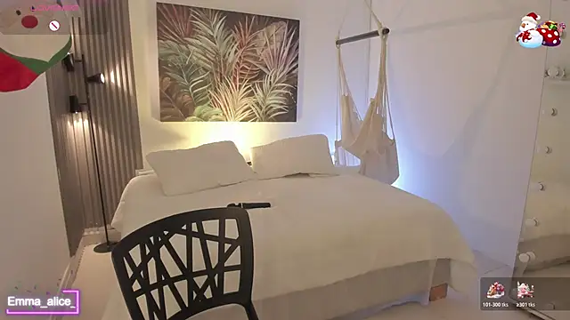 emma_alice_'s cam snapshot