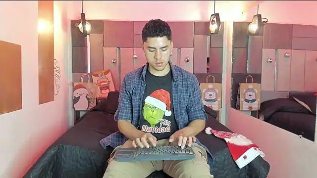 LiamNovak live sex cam