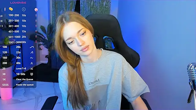 FlexyFox's cam snapshot