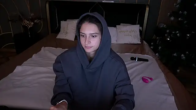 ValeryRoyale's cam snapshot