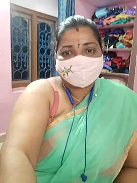 lathikaqueentamil's cam snapshot