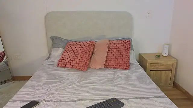 KristennBlue's cam snapshot