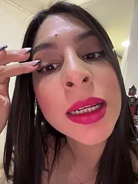 charlotte_stevenss_'s cam snapshot