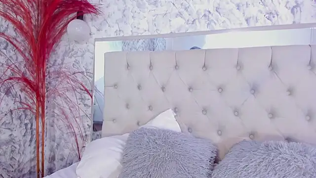 Megan_rossee's cam snapshot