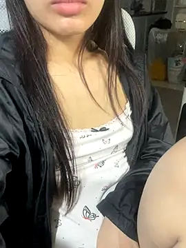 Mina048's cam snapshot