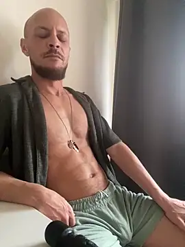 MattMiller28's cam snapshot