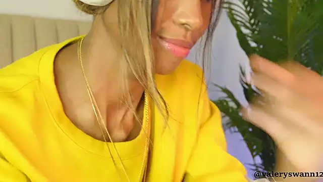 Valery_Swan1's cam snapshot