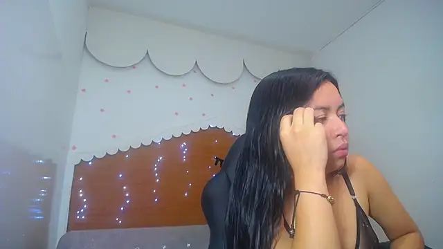 julietha_dior_t's cam snapshot