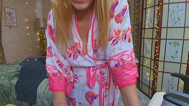 LissyJains's cam snapshot