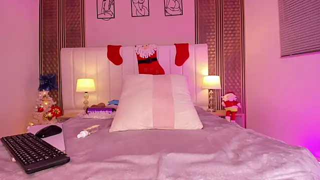 zoe_sky_'s cam snapshot