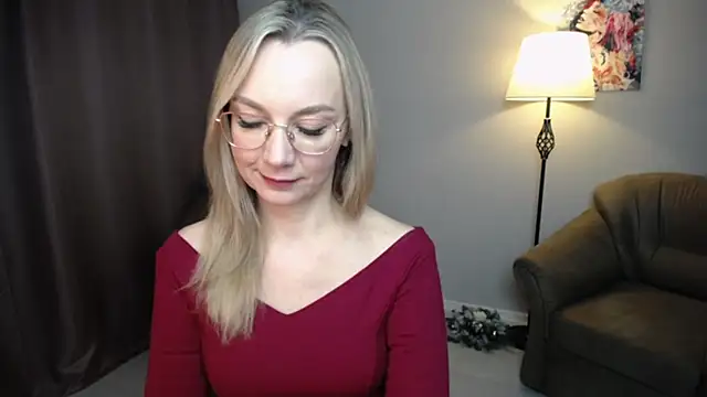 Ava_Elior's cam snapshot