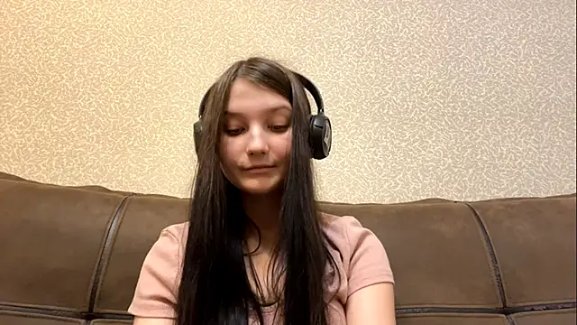 AurorAurora's cam snapshot