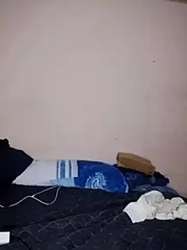 Themberh97's cam snapshot