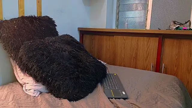 Angel_saez's cam snapshot