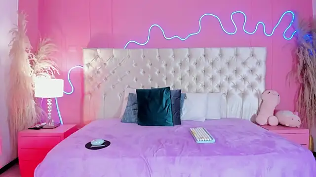 Julieta_Cortes__'s cam snapshot