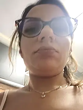 mariahotgirl's cam snapshot