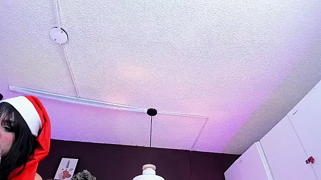 Red_lady's cam snapshot