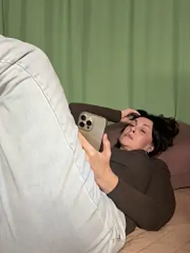 HotyEmily's cam snapshot