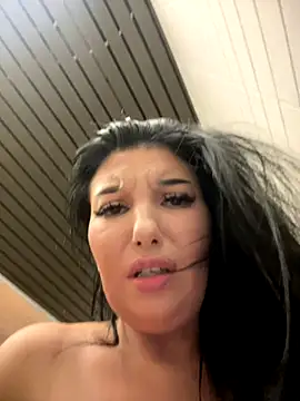 Tisha_Busty's cam snapshot